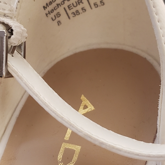 ALDO white bling stiletto heels, size 8, heels approx 4 inches vg pre-owned cond - Picture 3 of 6